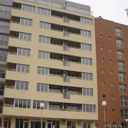 Nikea 09 Апартамент