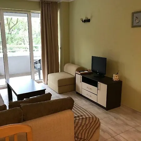 Nikea 09 * غولدن ساندز